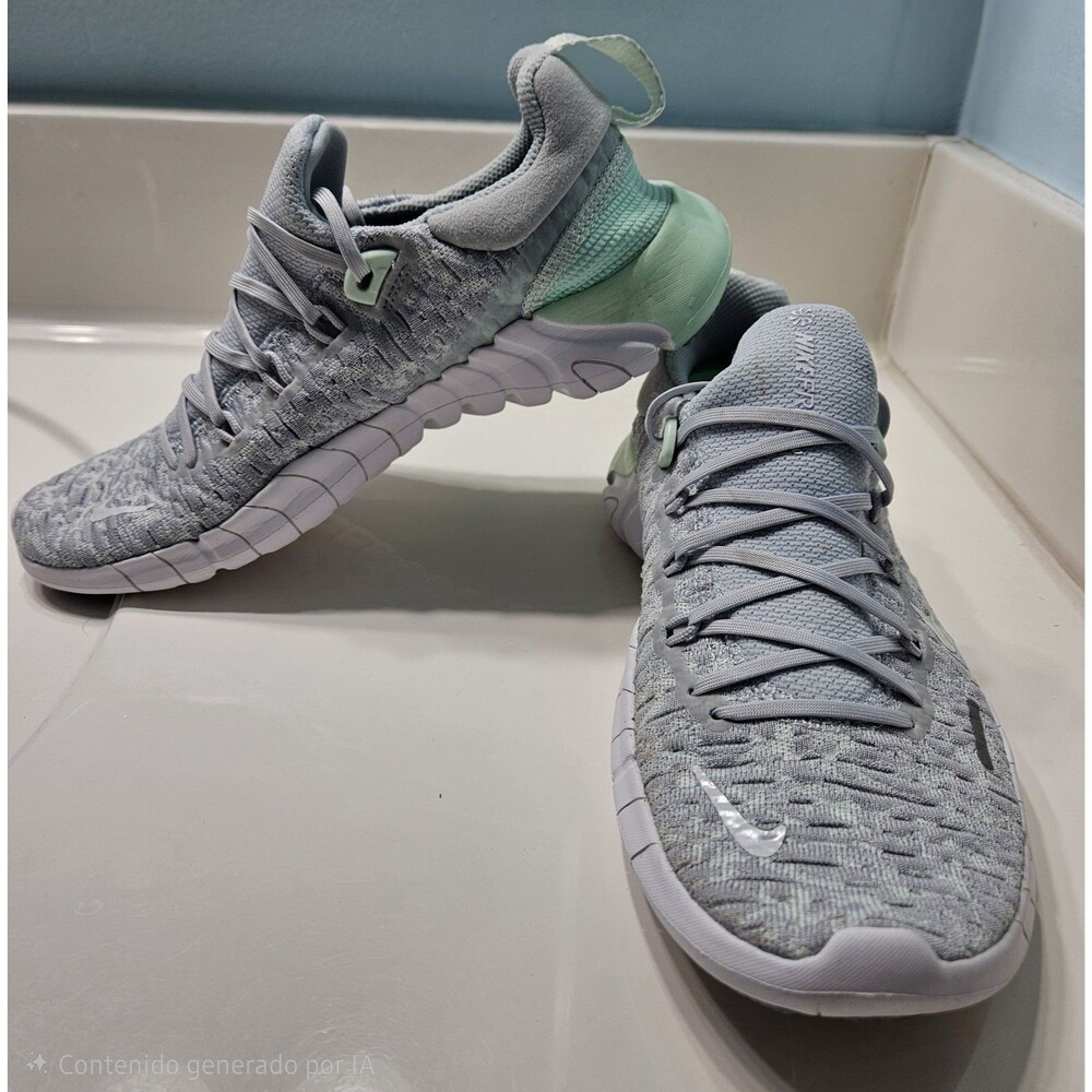 Nike Free Run 5.0 Flyknit Women Size 6 Gray Lightweight Running Shoes CZ1891-002